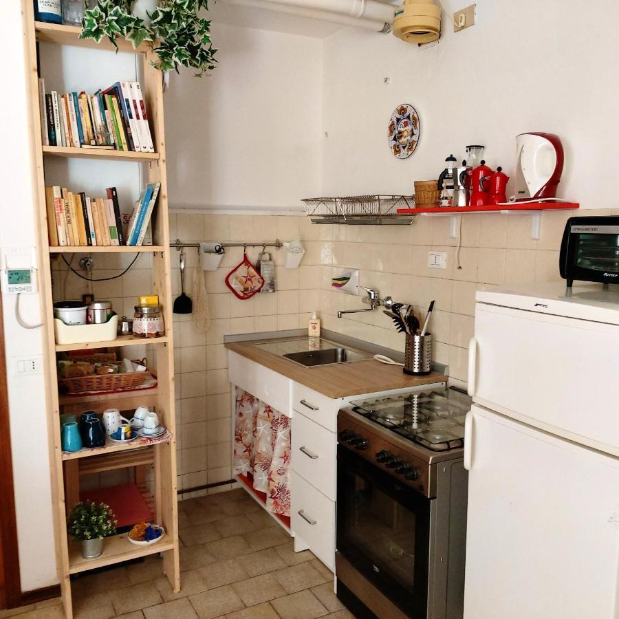 Charming House In Marina Di Ravenna With Fenced Garden Villa Buitenkant foto